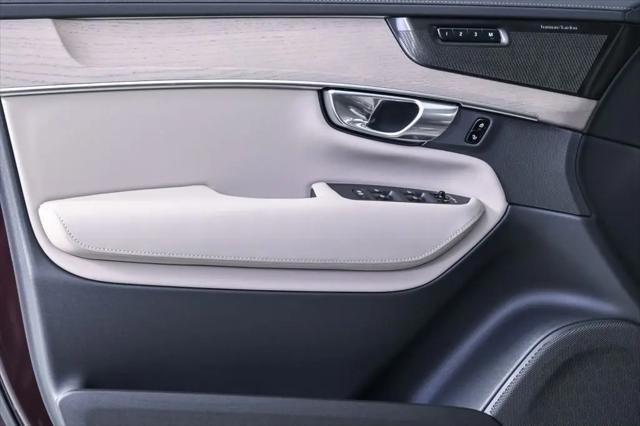 2026 Volvo XC90 Plus, B6 AWD Gas (mild hybrid), Gasoline, Bright, 6 Seats