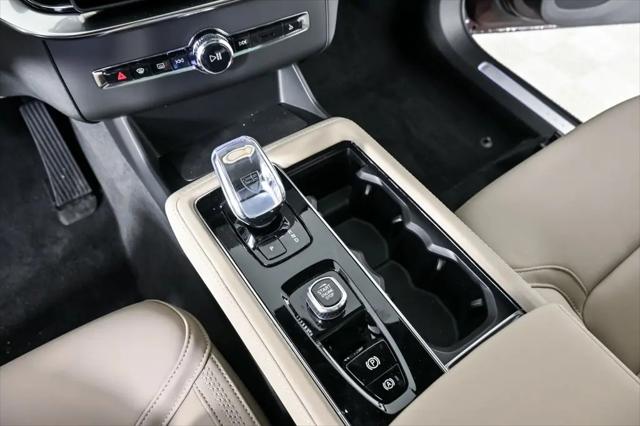 2026 Volvo XC90 Plus, B6 AWD Gas (mild hybrid), Gasoline, Bright, 6 Seats