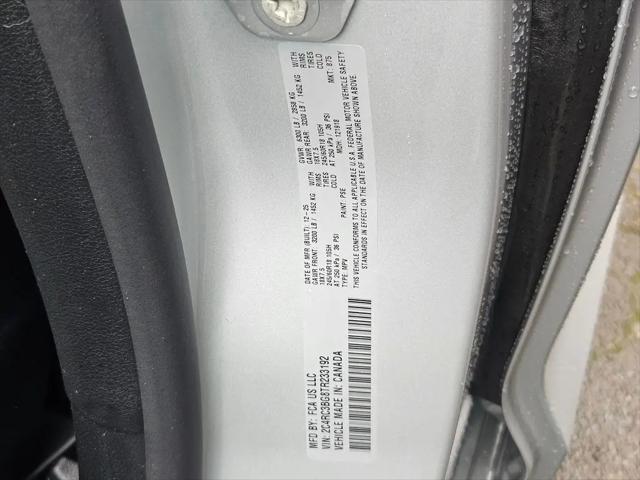 2026 Chrysler Pacifica Select AWD