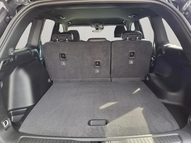 2026 Jeep Grand Cherokee Altitude 4x2