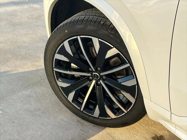 2026 Volvo XC90 Plus, B6 AWD Gas (mild hybrid), Gasoline, Bright, 7 Seats