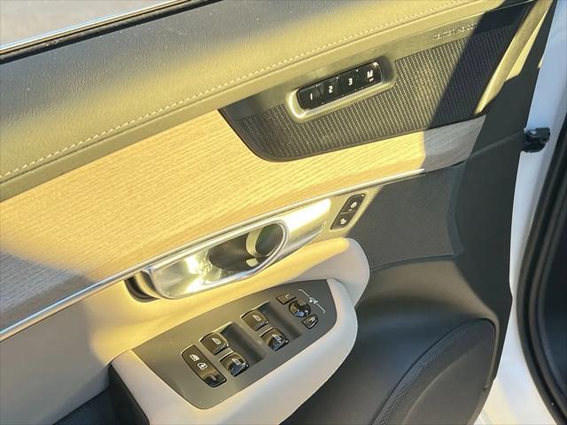 2026 Volvo XC90 Plus, B6 AWD Gas (mild hybrid), Gasoline, Bright, 7 Seats