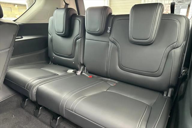 2026 Nissan Armada SV