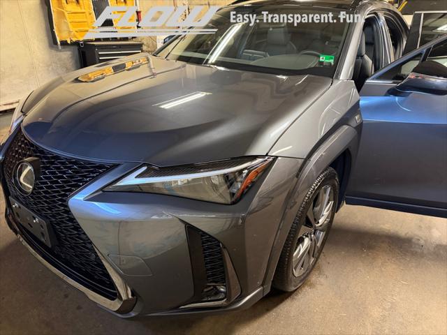 2025 Lexus 300 F SPORT Design