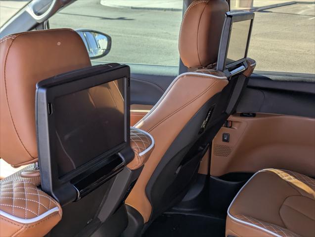 2026 Chrysler Pacifica Pinnacle AWD