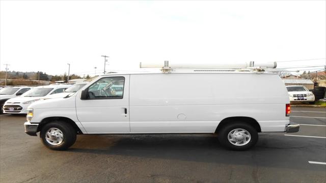2013 Ford E-350 Super Duty Recreational