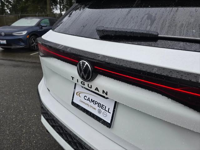 2026 Volkswagen Tiguan SE R-Line Black
