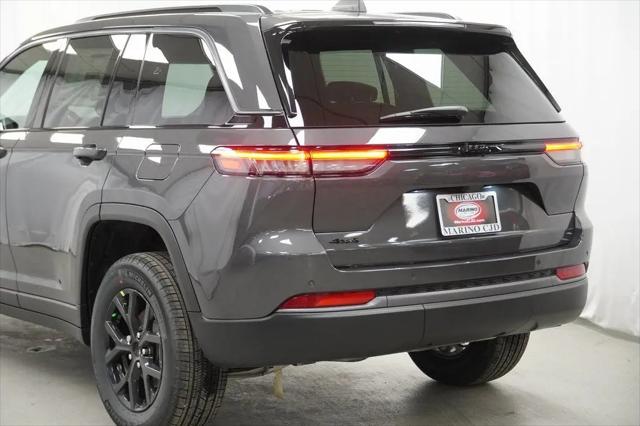 2026 Jeep Grand Cherokee Altitude 4x4