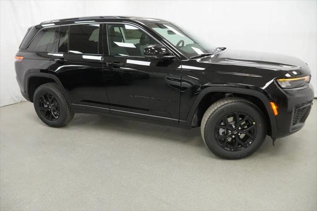 2026 Jeep Grand Cherokee Altitude 4x4
