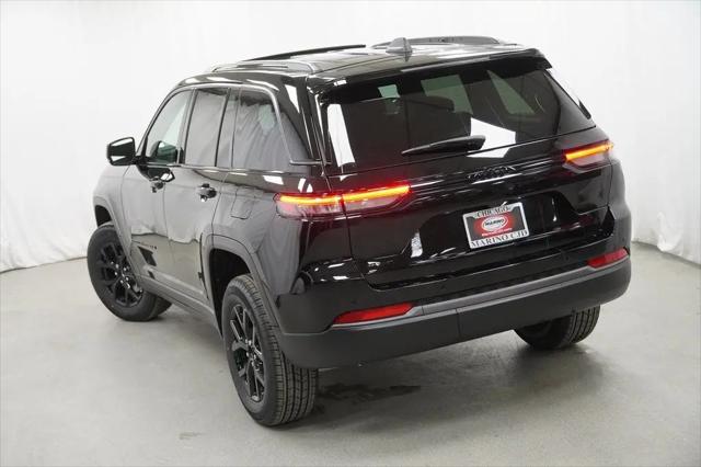 2026 Jeep Grand Cherokee Altitude 4x4
