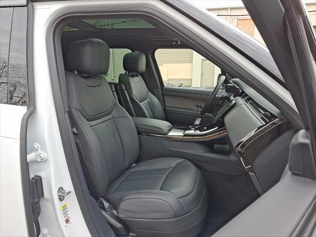 2025 Land Rover Range Rover Sport P460 Dynamic SE