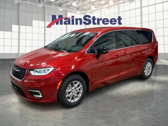 2026 Chrysler Pacifica Select for sale in Lansing, KS