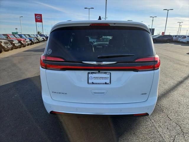2026 Chrysler Pacifica Pinnacle AWD