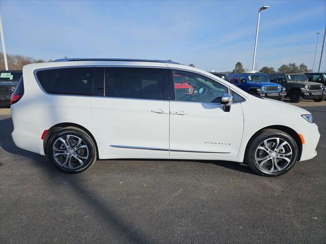 2026 Chrysler Pacifica Pinnacle AWD