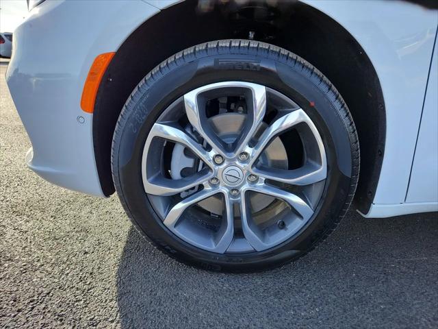 2026 Chrysler Pacifica Pinnacle AWD