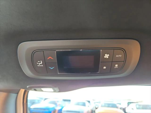2026 Chrysler Pacifica Pinnacle AWD