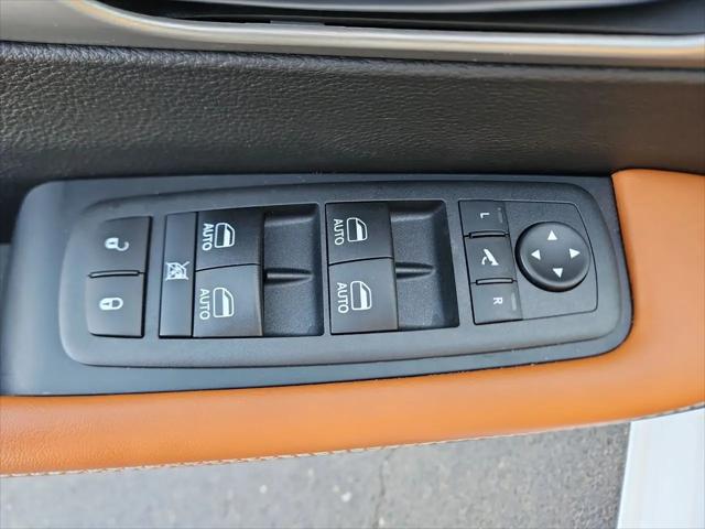 2026 Chrysler Pacifica Pinnacle AWD