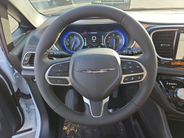 2026 Chrysler Pacifica Pinnacle AWD