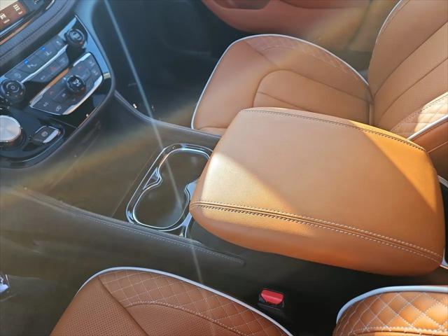 2026 Chrysler Pacifica Pinnacle AWD