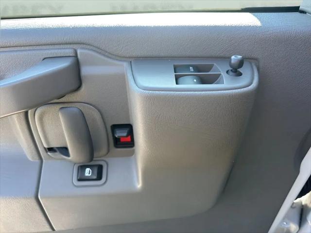 2024 Chevrolet Express Cargo Van RWD 2500 Regular Wheelbase WT