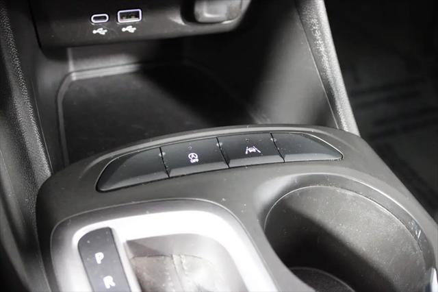 2025 Buick NV Preferred FWD
