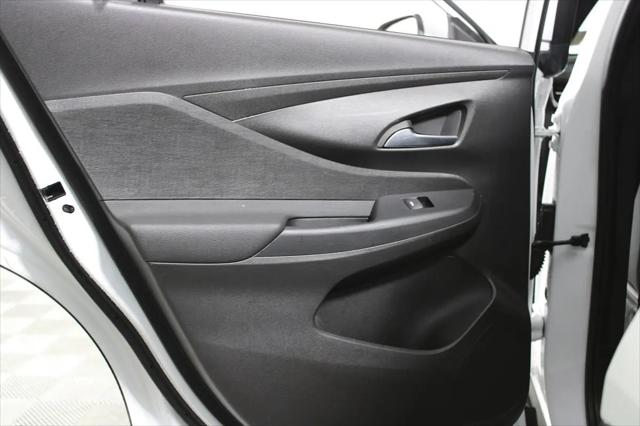 2025 Buick NV Preferred FWD