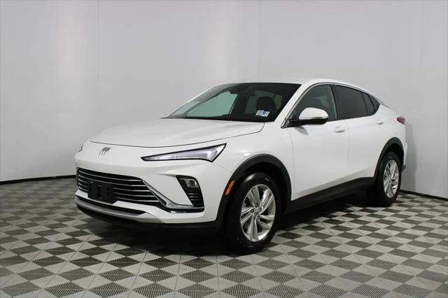 2025 Buick NV Preferred FWD