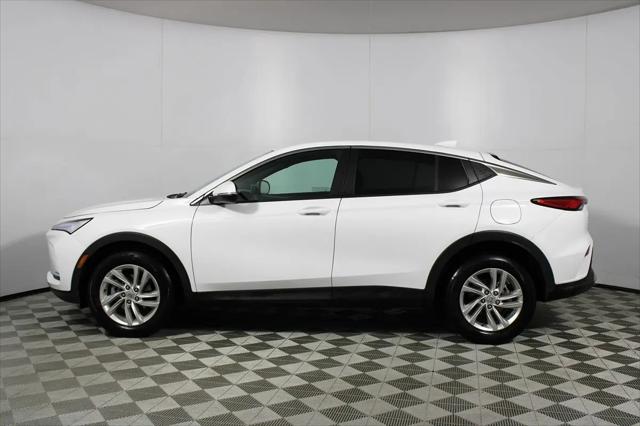 2025 Buick NV Preferred FWD