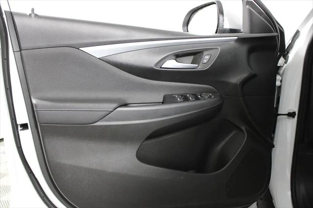 2025 Buick NV Preferred FWD