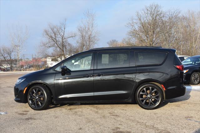 2020 Chrysler Pacifica 35th Anniversary Touring L Plus