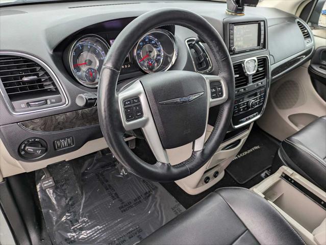 2015 Chrysler Town and Country Touring