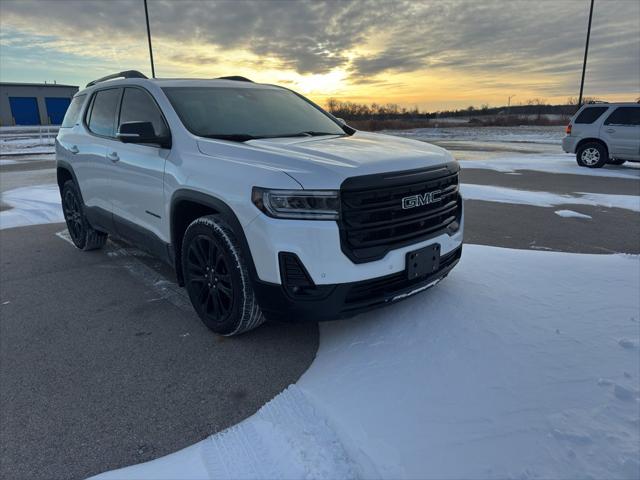 2023 GMC Acadia AWD SLT