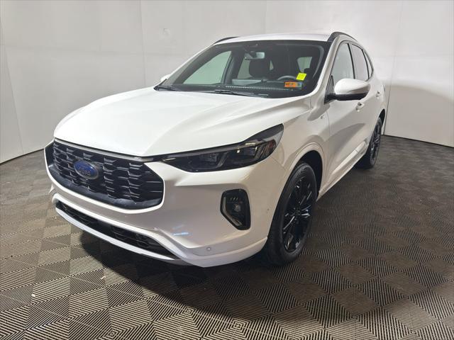 2023 Ford Escape ST-Line Elite