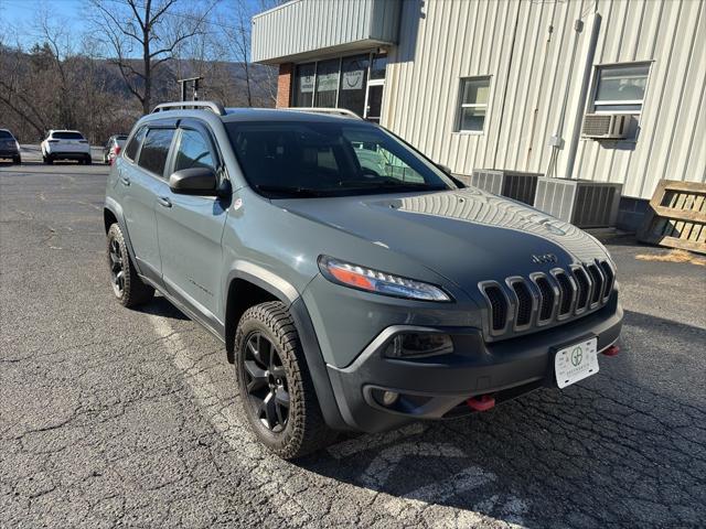 2015 Jeep Cherokee Trailhawk 2015 Jeep Cherokee Trailhawk