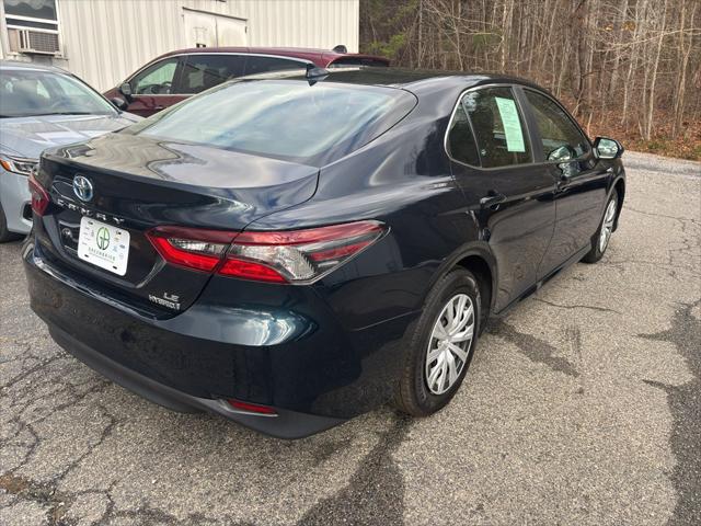 2021 Toyota Camry LE Hybrid