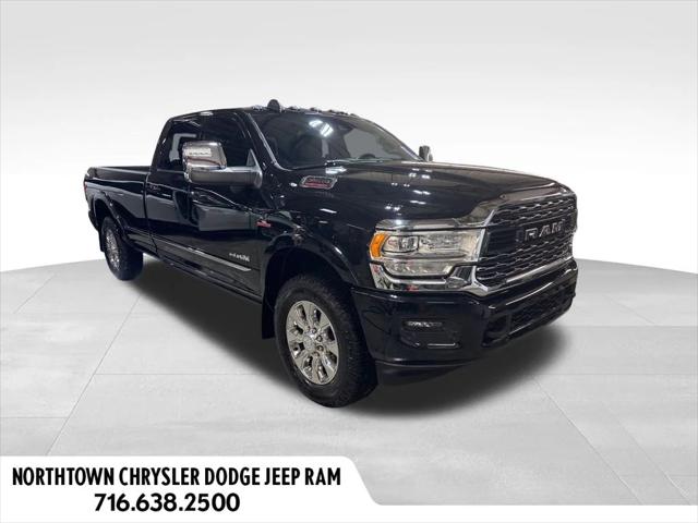 2023 RAM 3500 Limited Crew Cab 4x4 8 Box