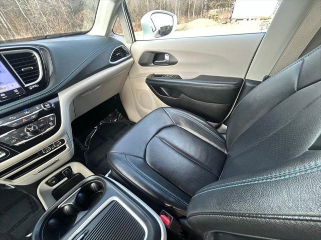 2021 Chrysler Pacifica Touring L AWD