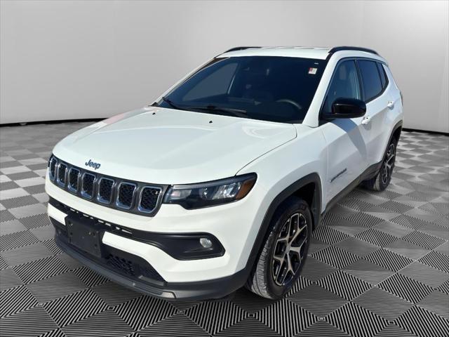 2024 Jeep Compass Latitude 4x4 2024 Jeep Compass Latitude 4x4