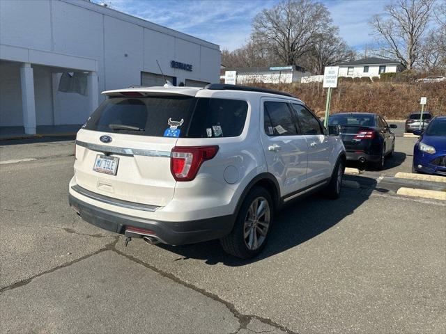 2018 Ford Explorer XLT 2018 Ford Explorer XLT