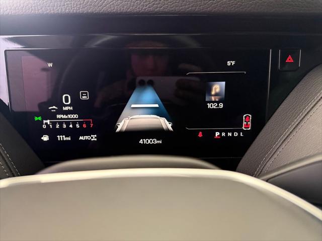 2025 GMC Yukon 4WD Denali