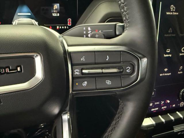 2025 GMC Yukon 4WD Denali