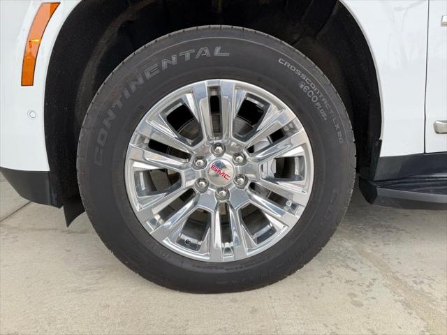 2025 GMC Yukon 4WD Denali