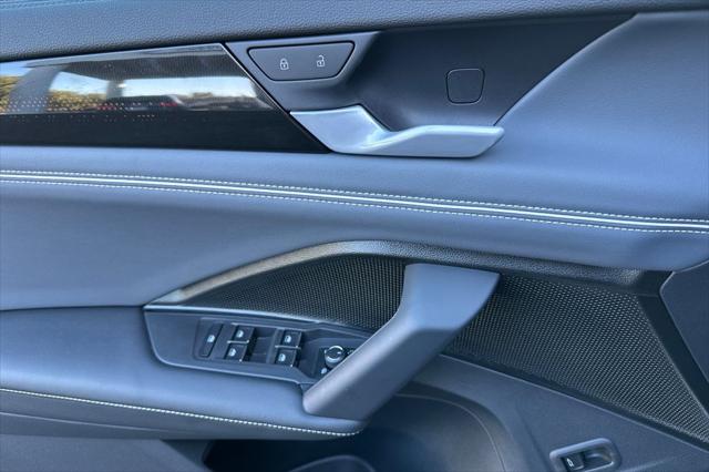 2026 Volkswagen Tiguan SEL R-Line Turbo