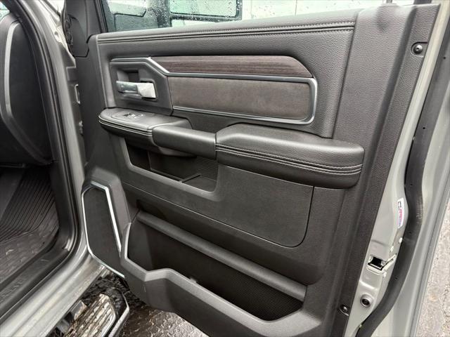 2026 Ram 3500 Laramie Crew Cab 4x4 8' Box