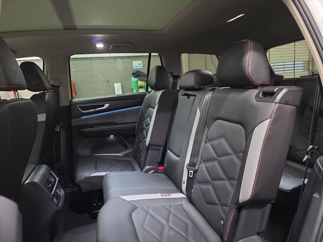 2026 Volkswagen Atlas Peak Edition
