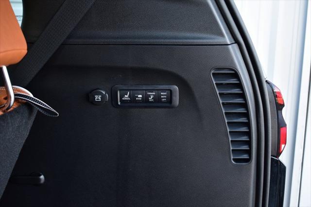 2026 Chrysler Pacifica Pinnacle AWD