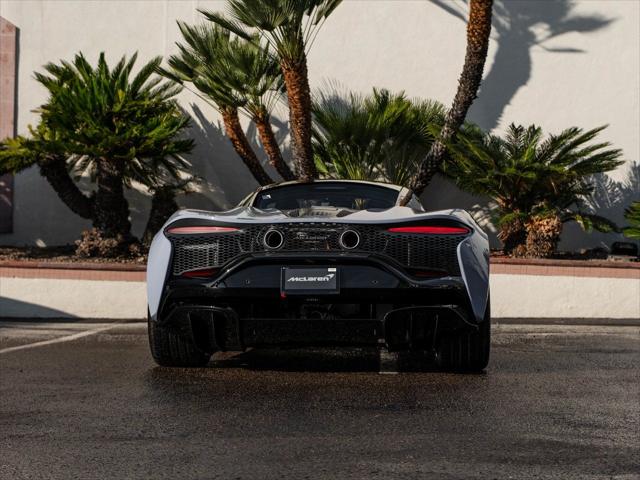 2026 McLaren Artura Unknown