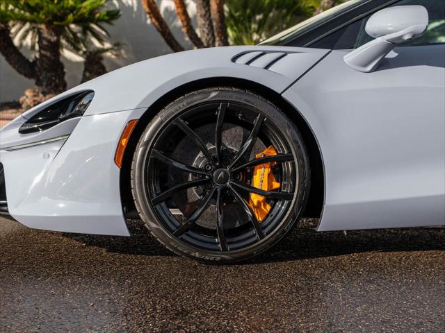 2026 McLaren Artura Unknown