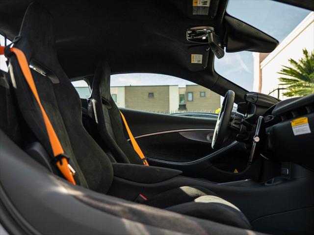 2026 McLaren Artura Unknown