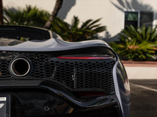 2026 McLaren Artura Unknown